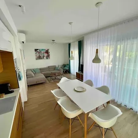 “punkt” Villa *