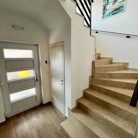 “punkt” Villa *